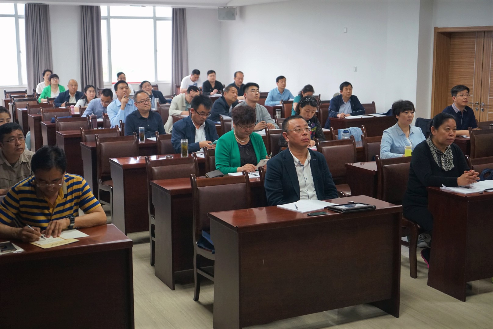 2016年5月18日，省委会在江西社会主义学院举办参政议政培训班。.jpg