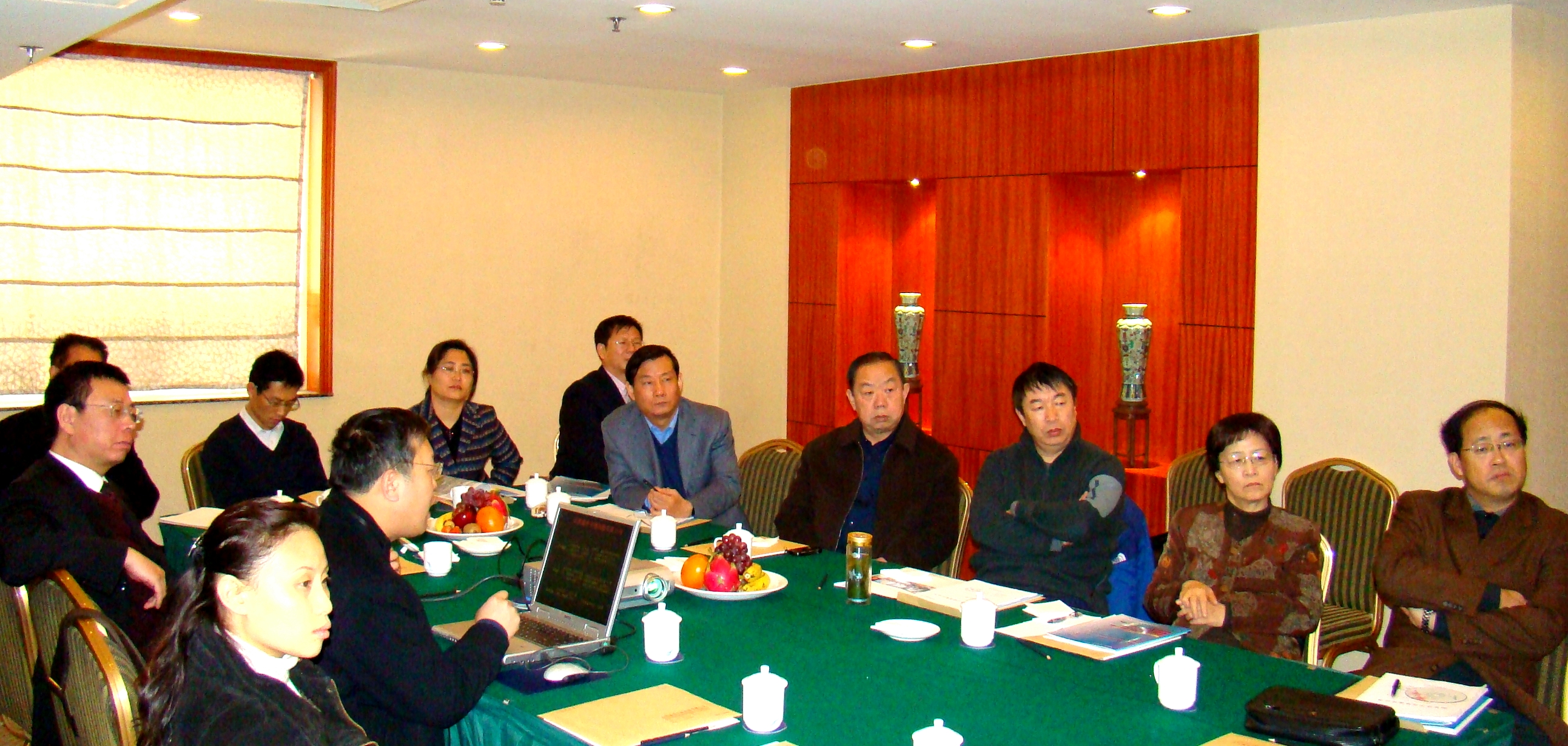 2008年2月23日，农工党中央汪纪戎副主席来我省调研农村实用节能技术。.jpg