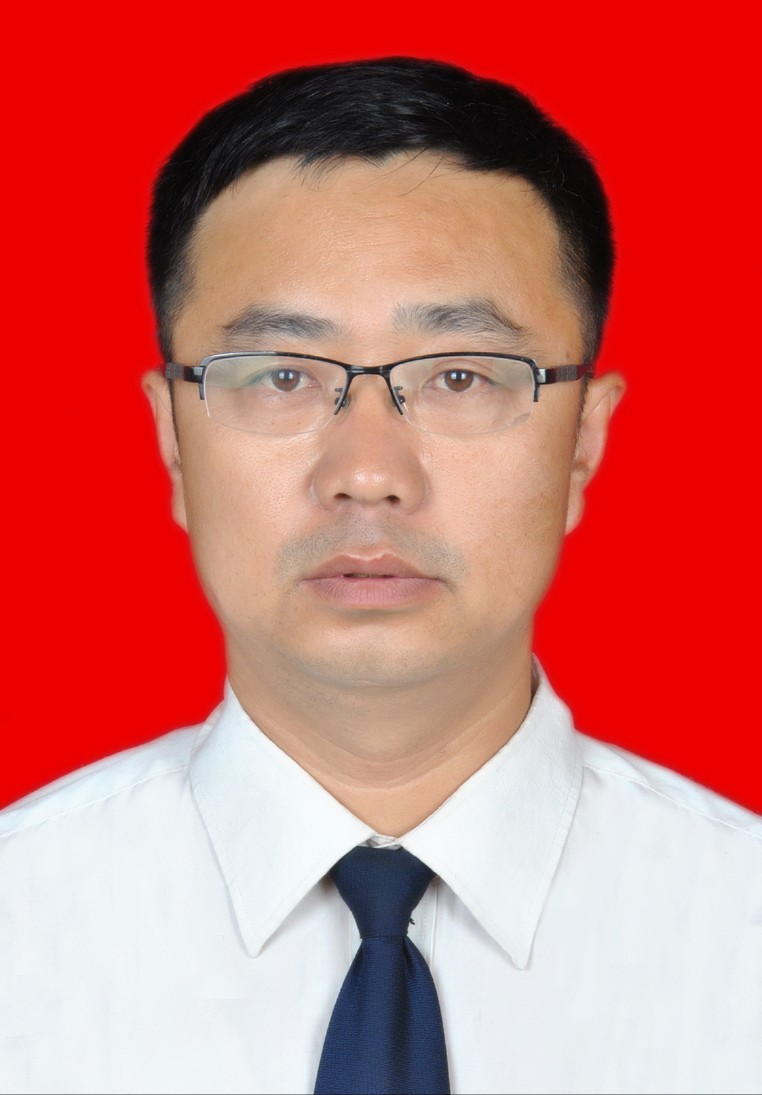 7、张永明（五届）.jpg